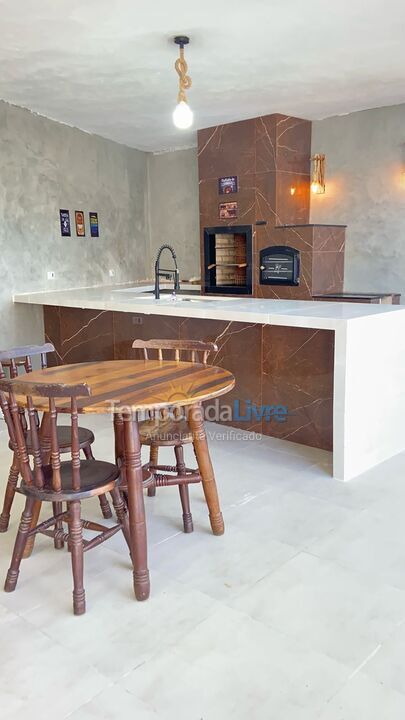 Casa para aluguel de temporada em Itanhaém (Jardim Regina)