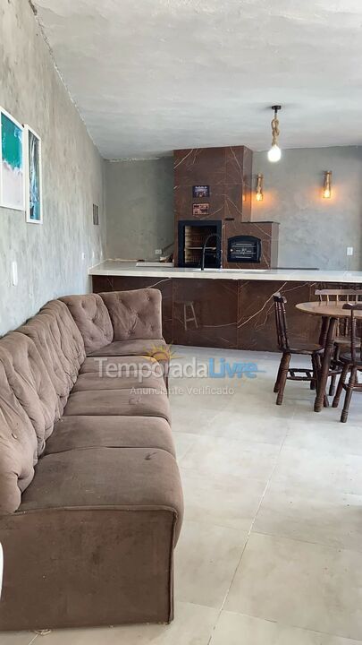 Casa para aluguel de temporada em Itanhaém (Jardim Regina)