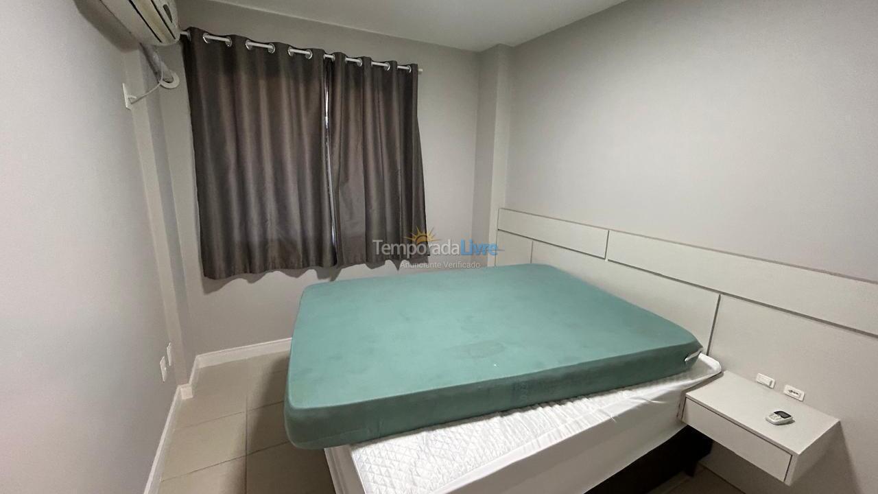 Apartment for vacation rental in Itapema (Centro)