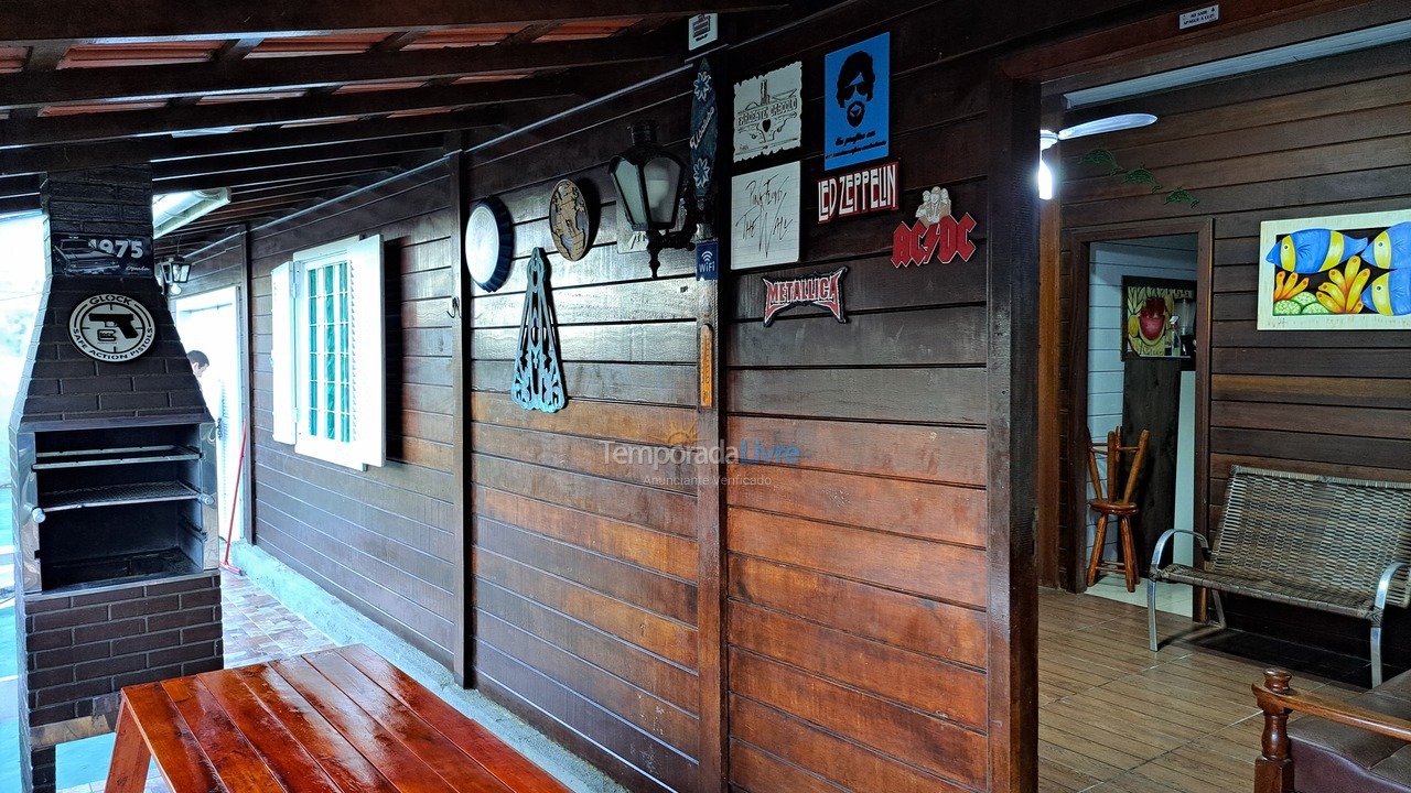 Casa para alquiler de vacaciones em Ubatuba (Pereque Açu)