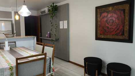 Apartamento 2 Dormitórios em Canasvieiras