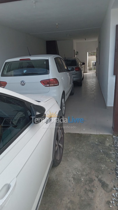 Casa para alquiler de vacaciones em São Francisco do Sul (Enseada)