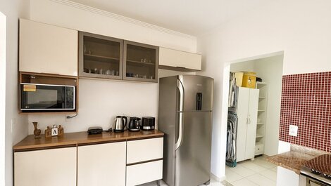 ¡A 4 minutos andando de la playa! Piscina, tranquilidad y comodidad.