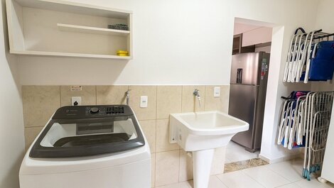 ¡A 4 minutos andando de la playa! Piscina, tranquilidad y comodidad.