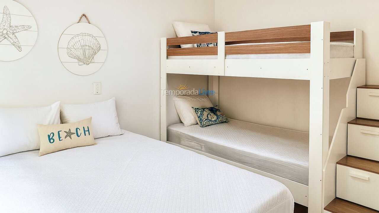 Casa para alquiler de vacaciones em São Sebastião (Praia da Boracéia)