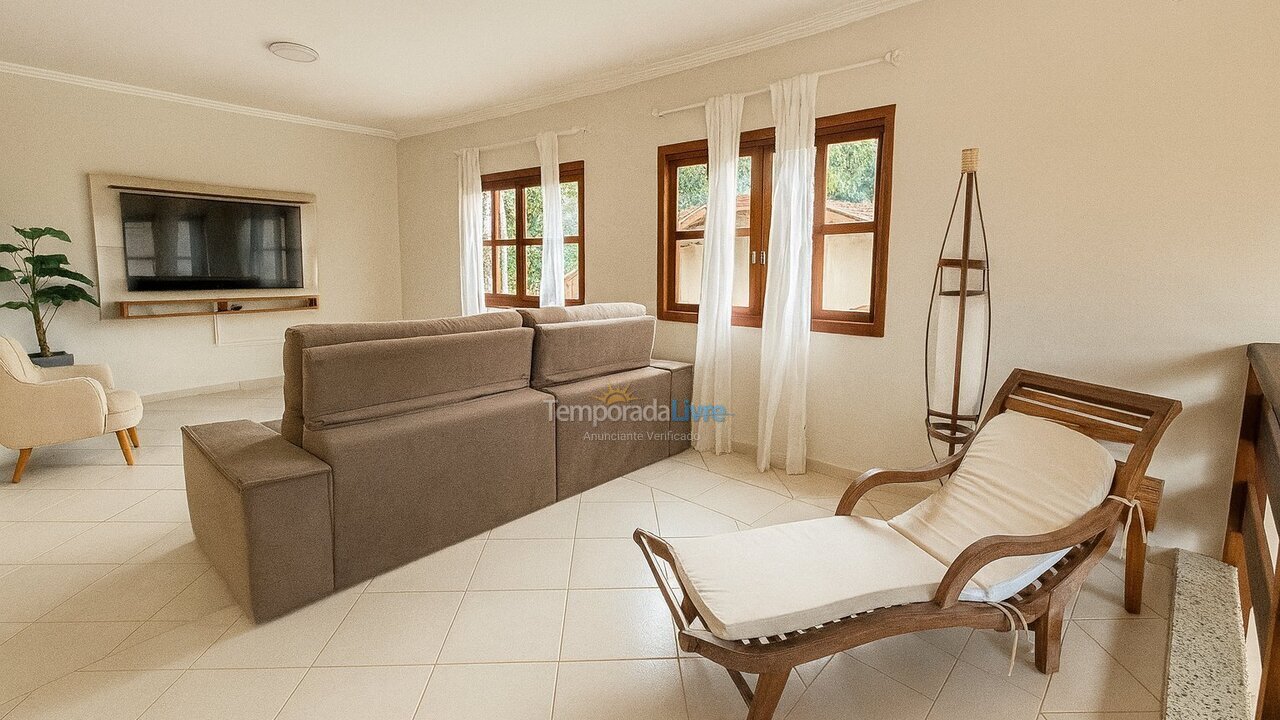 Casa para alquiler de vacaciones em São Sebastião (Praia da Boracéia)