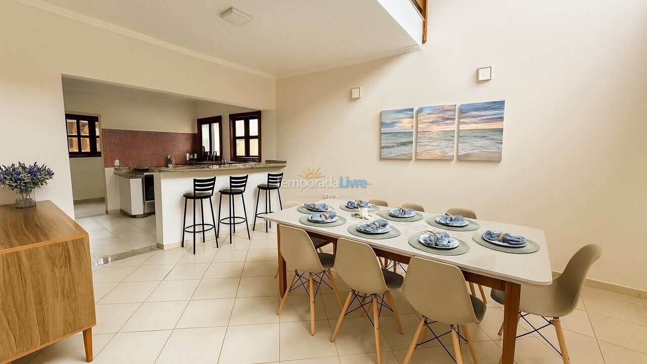 Casa para alquiler de vacaciones em São Sebastião (Praia da Boracéia)