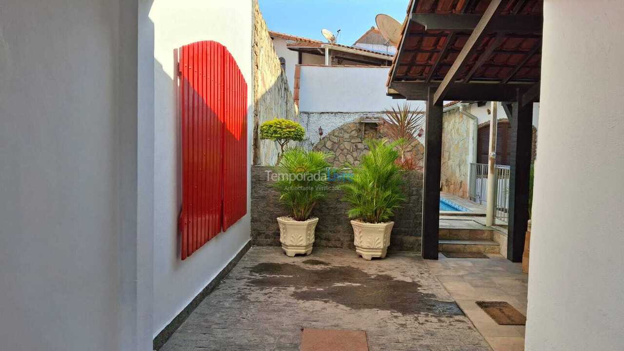 Casa para aluguel de temporada em Arraial do Cabo (Praia dos Anjos)