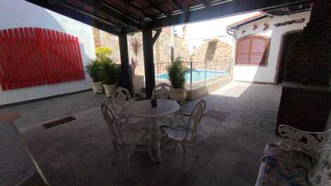 Area externa- churrasqueira - piscina