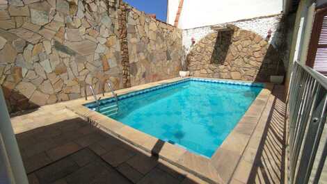 CASA COM PISCINA ARRAIAL DO CABO