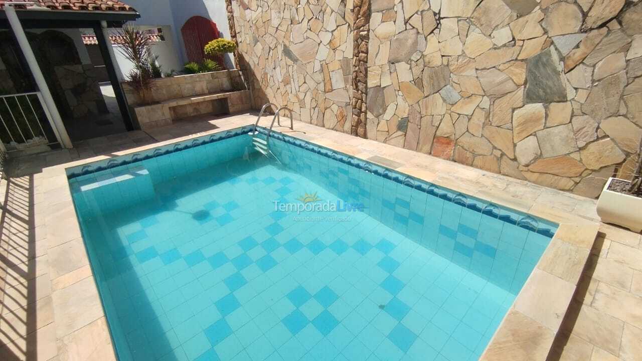 Casa para aluguel de temporada em Arraial do Cabo (Praia dos Anjos)