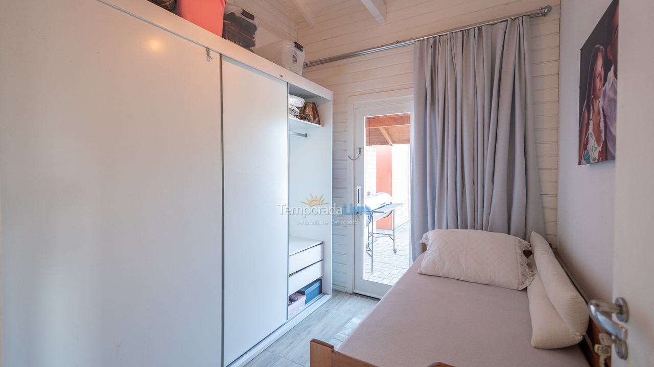 House for vacation rental in Balneário Piçarras (Balneário Piçarras)