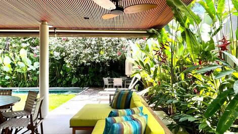 HIGH STANDARD HOUSE - BALEIA BEACH