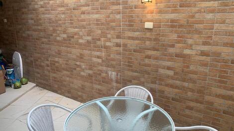 Available for January - condominium 30 meters from Juquehy beach.