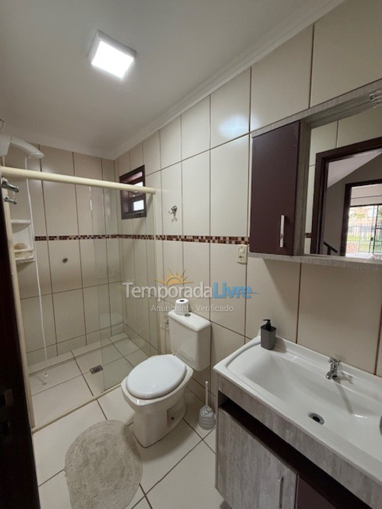 Casa para aluguel de temporada em São Francisco do Sul (Enseada)