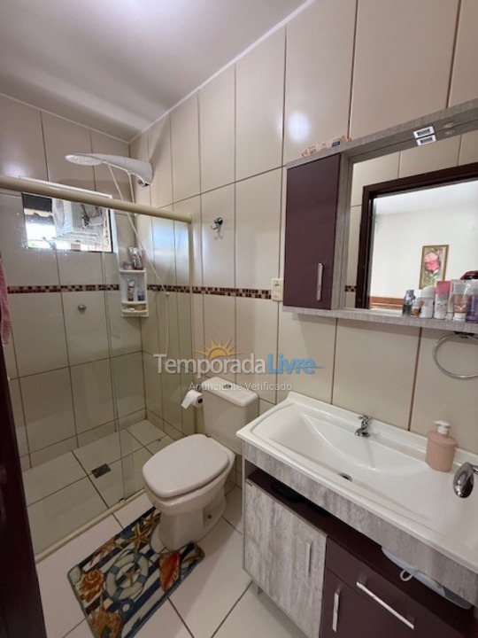 Casa para aluguel de temporada em São Francisco do Sul (Enseada)