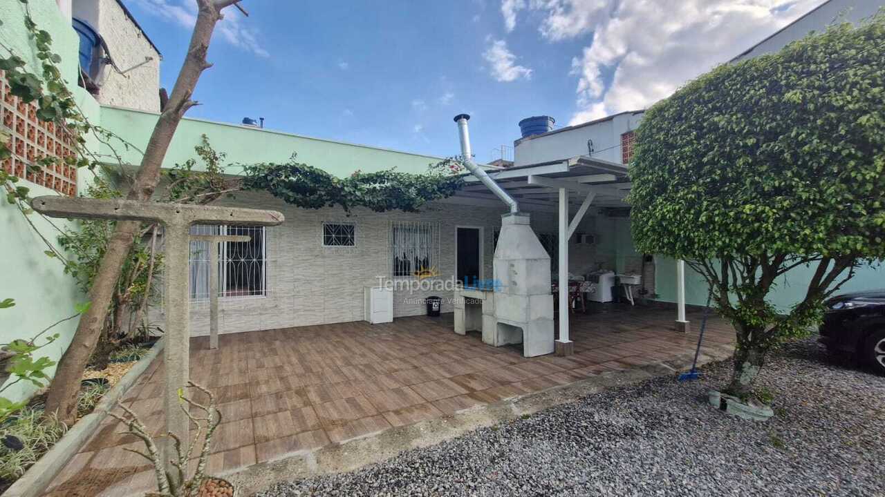 Casa para alquiler de vacaciones em Balneário Camboriú (Nações)
