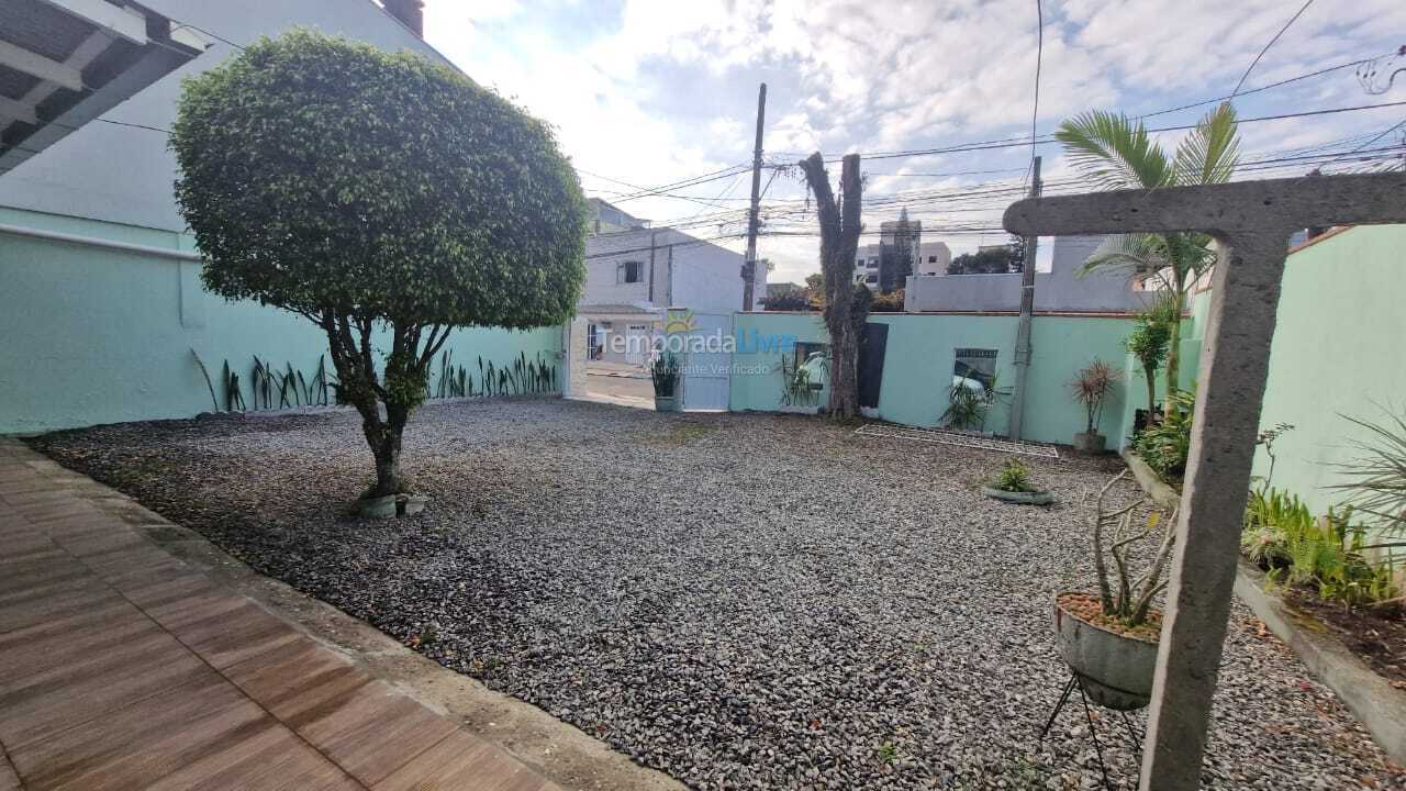 Casa para alquiler de vacaciones em Balneário Camboriú (Nações)