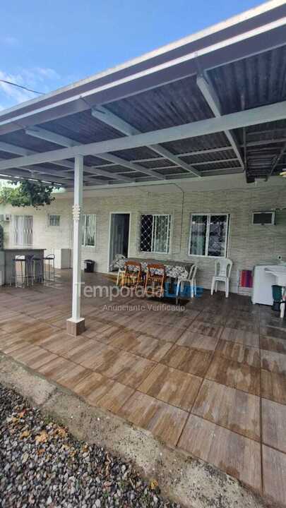 Casa para alquiler de vacaciones em Balneário Camboriú (Nações)