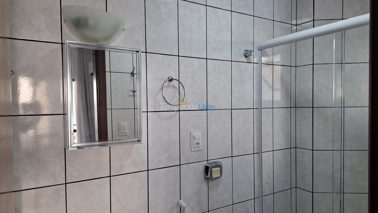 Apartamento para aluguel de temporada em Balneário Camboriú (Centro)