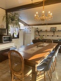 House for 10 people with private pool in Centrinho