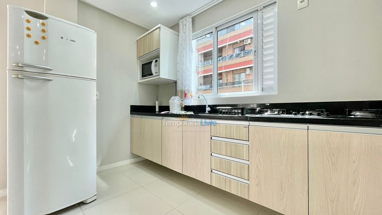 Casa para alquiler de vacaciones em Itapema (Meia Praia)