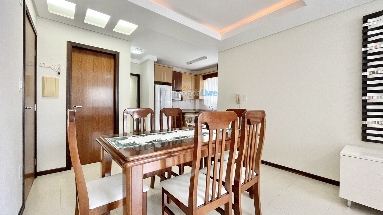 Apartamento para alquiler de vacaciones em Itapema (Meia Praia)