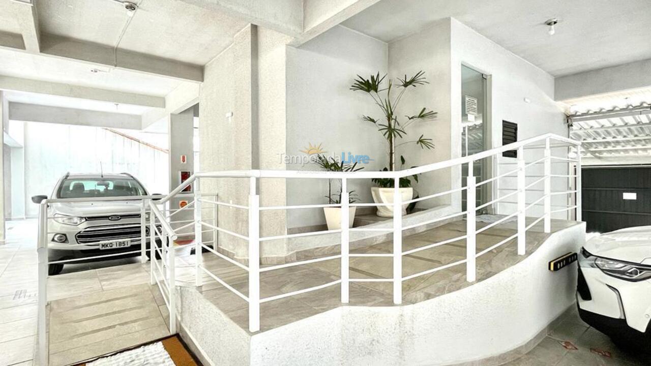 Apartamento para alquiler de vacaciones em Itapema (Meia Praia)