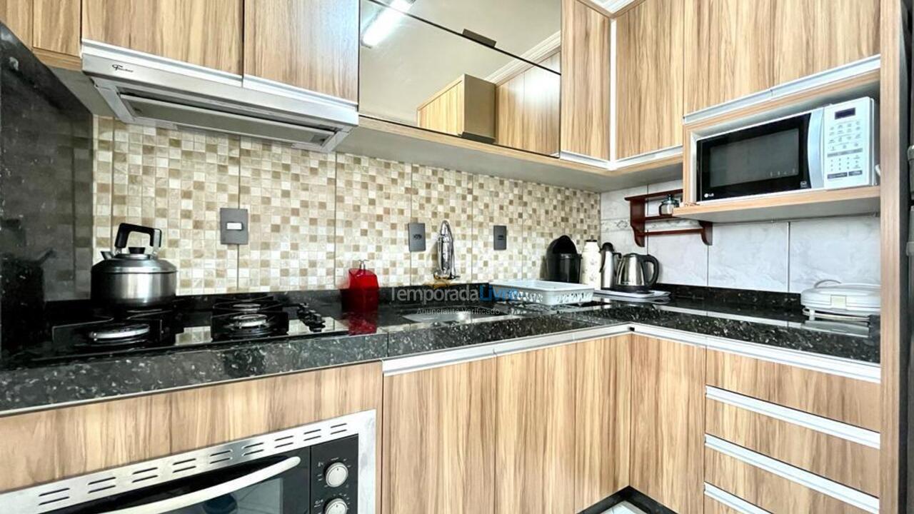 Apartamento para alquiler de vacaciones em Itapema (Meia Praia)