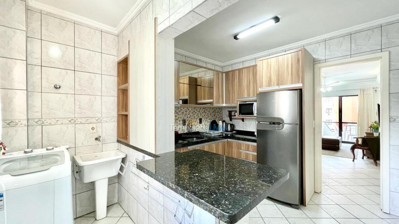 Apartamento para alquiler de vacaciones em Itapema (Meia Praia)