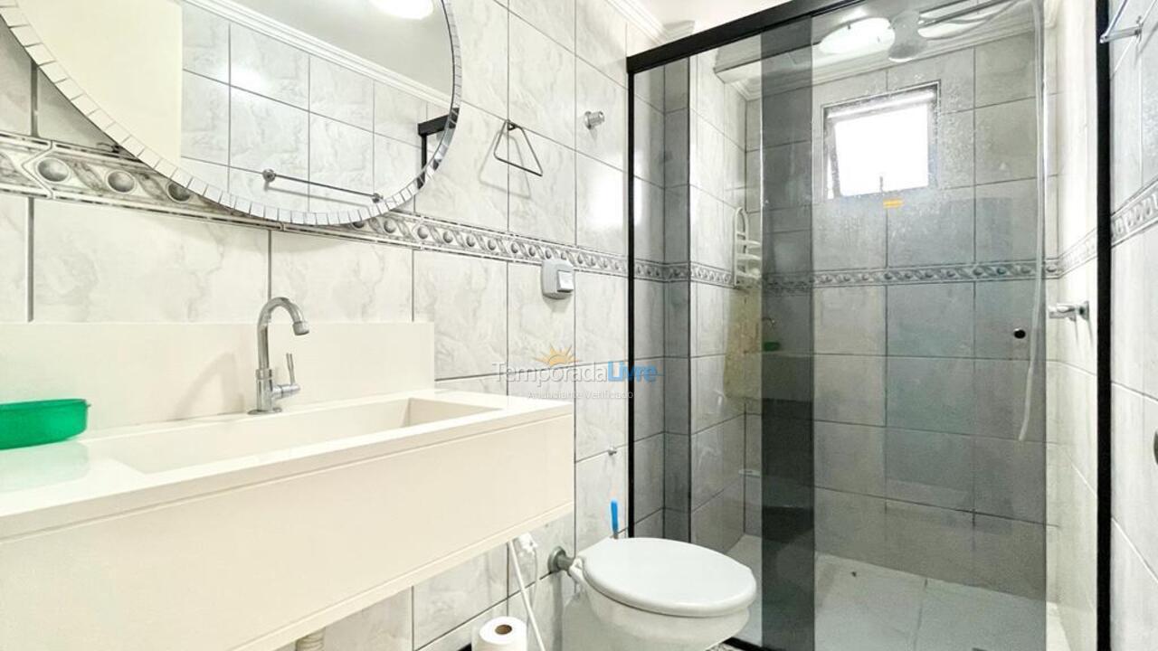 Apartamento para alquiler de vacaciones em Itapema (Meia Praia)