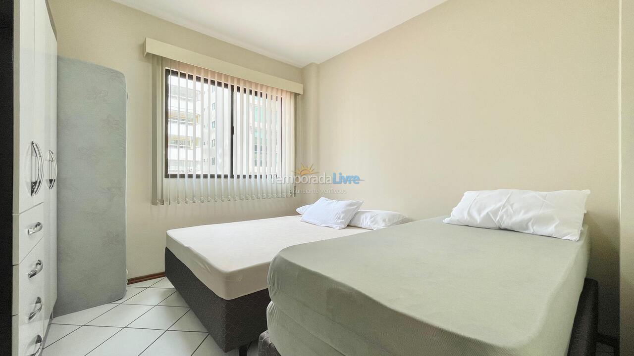 Apartamento para alquiler de vacaciones em Itapema (Meia Praia)