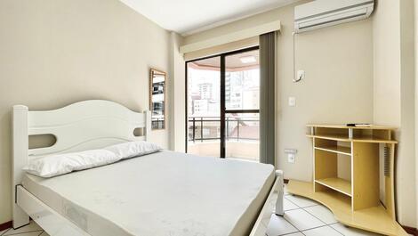 2 habitaciones con aire acondicionado para alquileres por temporada en Meia Praia Itapema, Rua 284