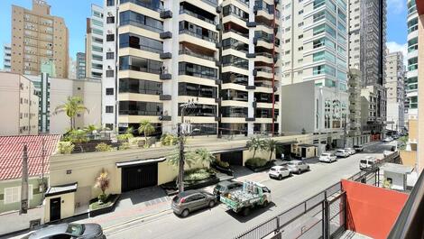 2 habitaciones con aire acondicionado para alquileres por temporada en Meia Praia Itapema, Rua 284