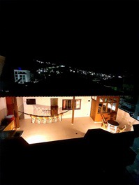 Duplex na Prainha – Arraial do Cabo com Conforto e Vista