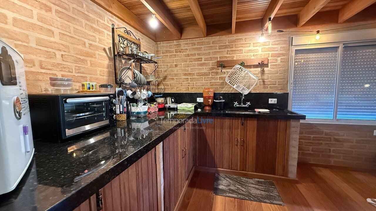 Casa para alquiler de vacaciones em Gonçalves (São Sebastião)
