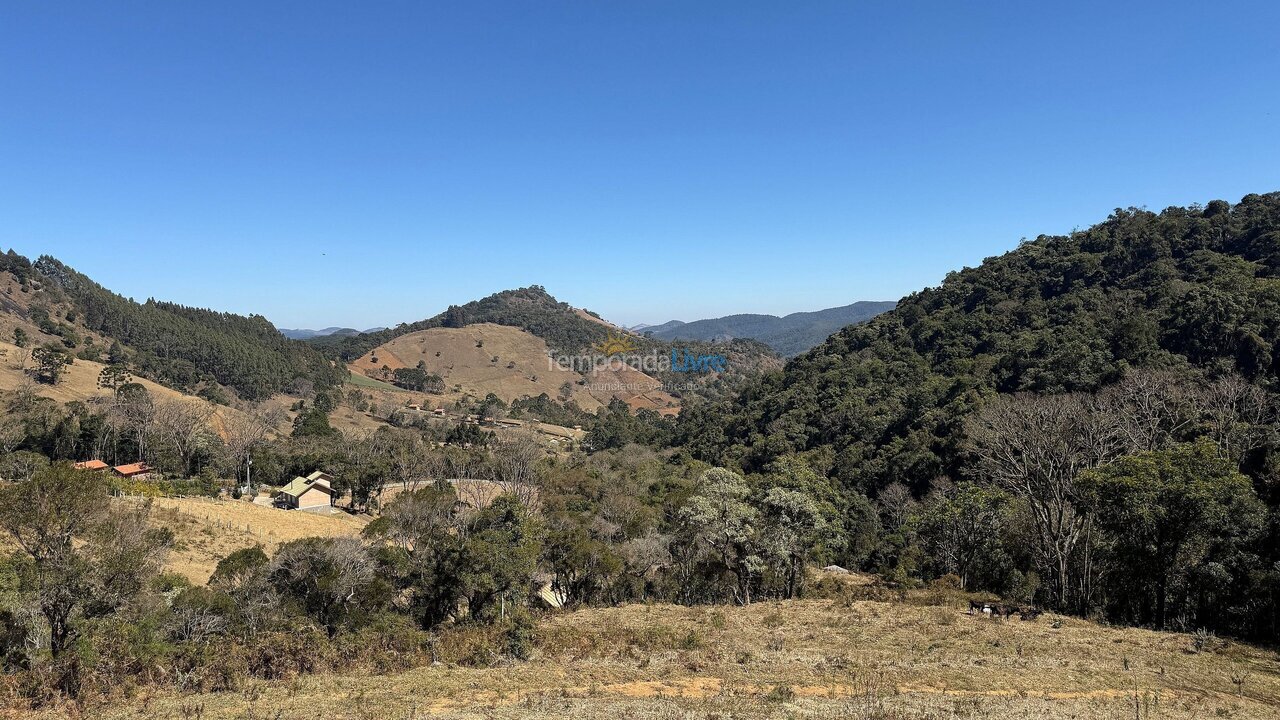 Casa para alquiler de vacaciones em Gonçalves (São Sebastião)
