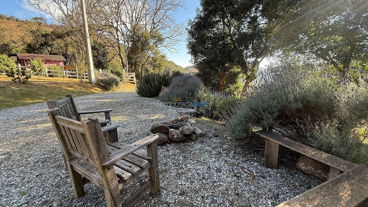 Casa para alquiler de vacaciones em Gonçalves (São Sebastião)