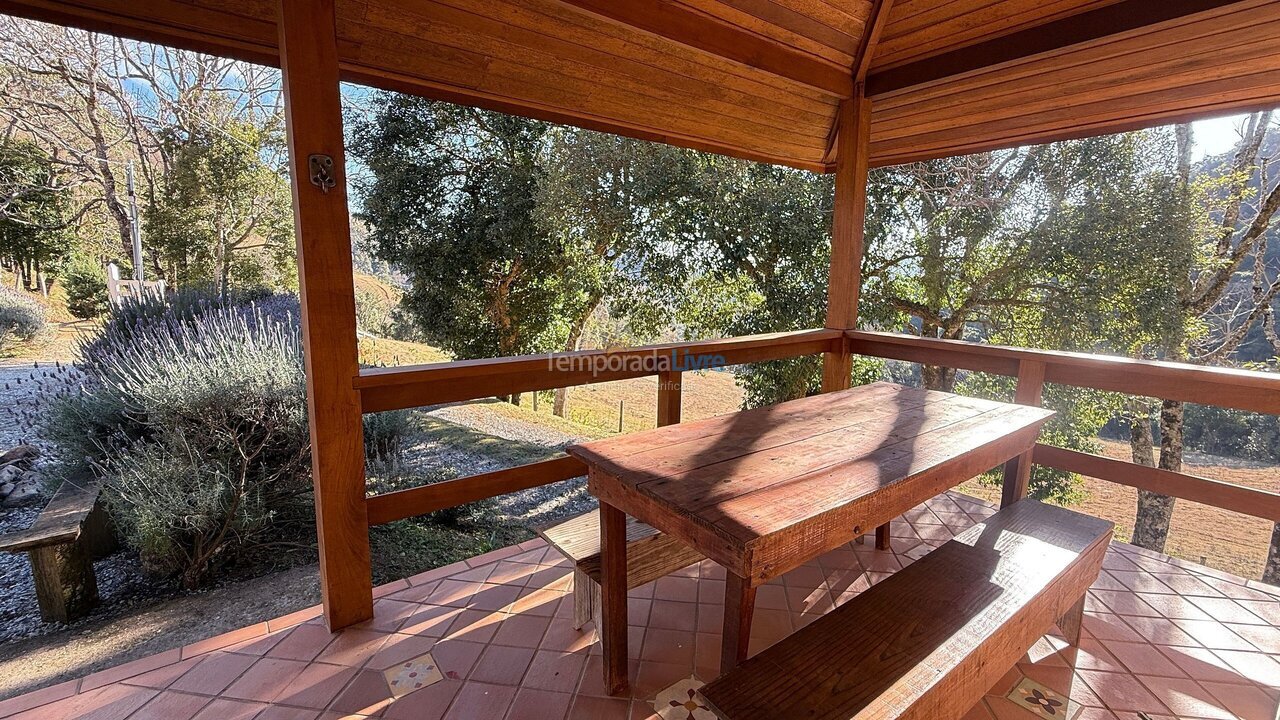 Casa para alquiler de vacaciones em Gonçalves (São Sebastião)