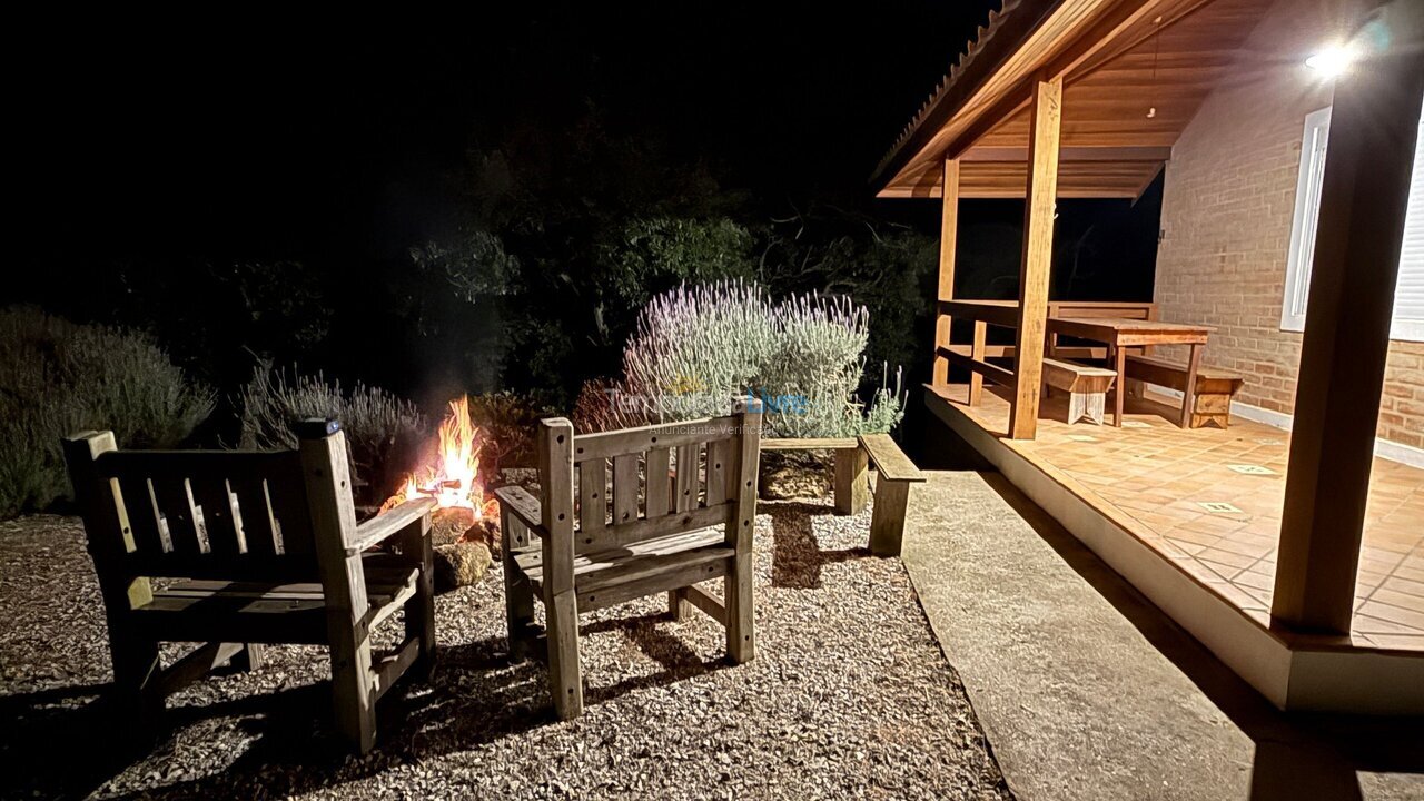 Casa para alquiler de vacaciones em Gonçalves (São Sebastião)