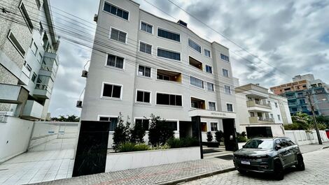 Apartamento de 03 quartos a 100 metros do mar