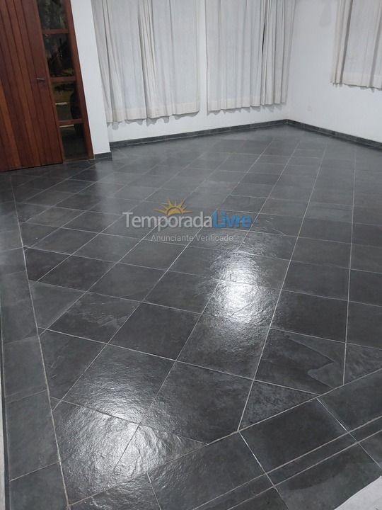 Casa para alquiler de vacaciones em Bertioga (Maitinga)