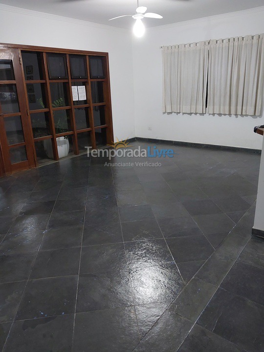 Casa para alquiler de vacaciones em Bertioga (Maitinga)