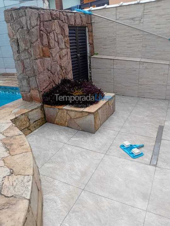 Casa para alquiler de vacaciones em Bertioga (Maitinga)