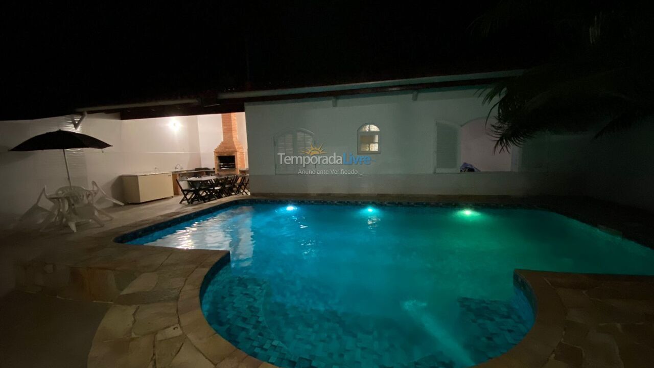 Casa para alquiler de vacaciones em Bertioga (Maitinga)