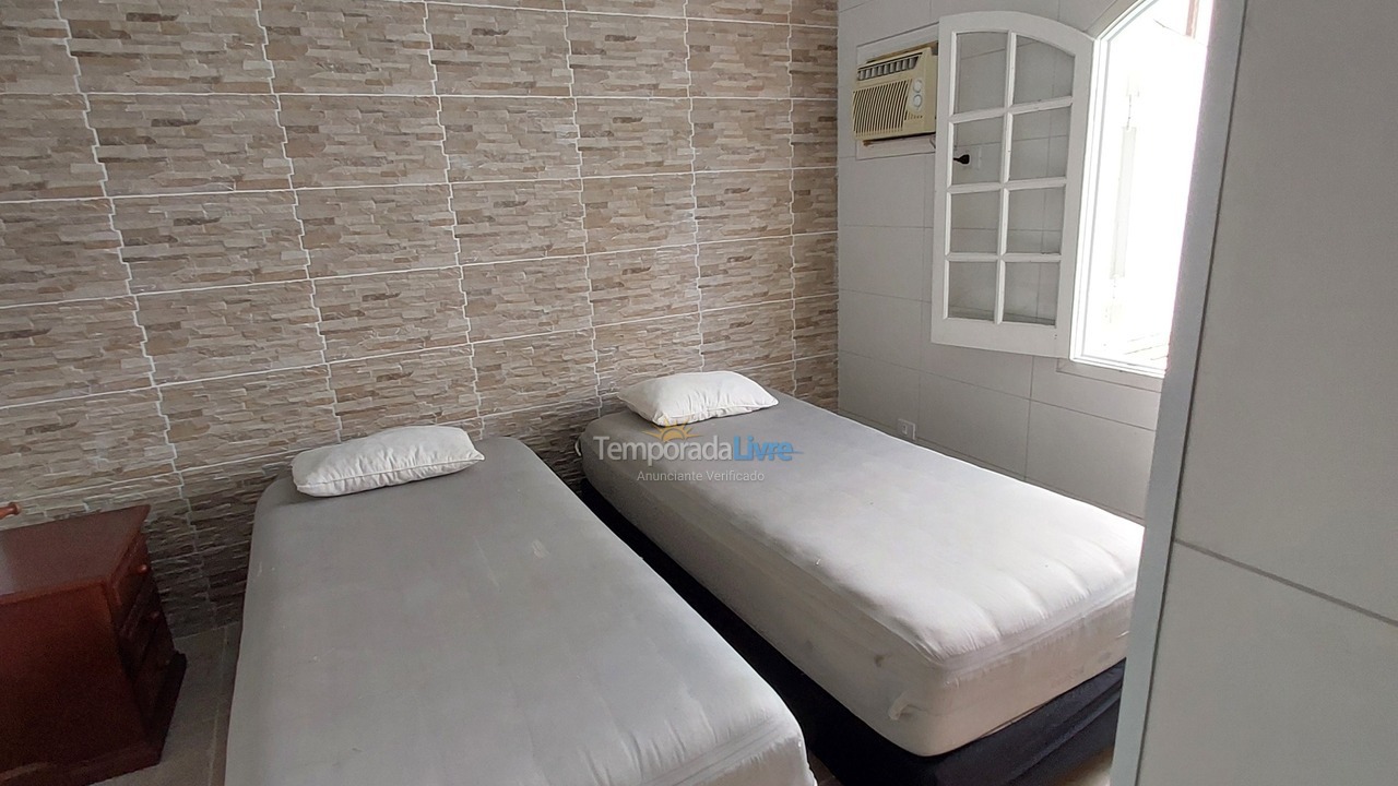 Casa para alquiler de vacaciones em Bertioga (Maitinga)