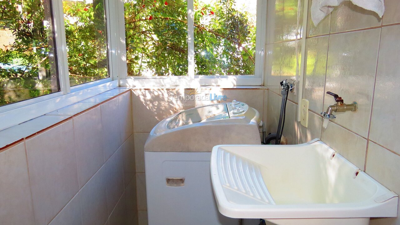 Apartamento para aluguel de temporada em Bombinhas (Praia de Bombinhas)