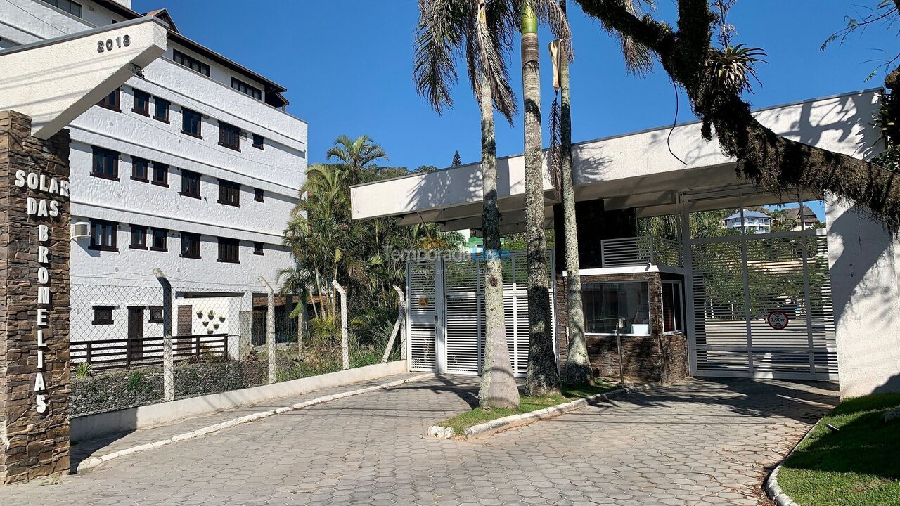 Apartamento para aluguel de temporada em Bombinhas (Praia de Bombinhas)