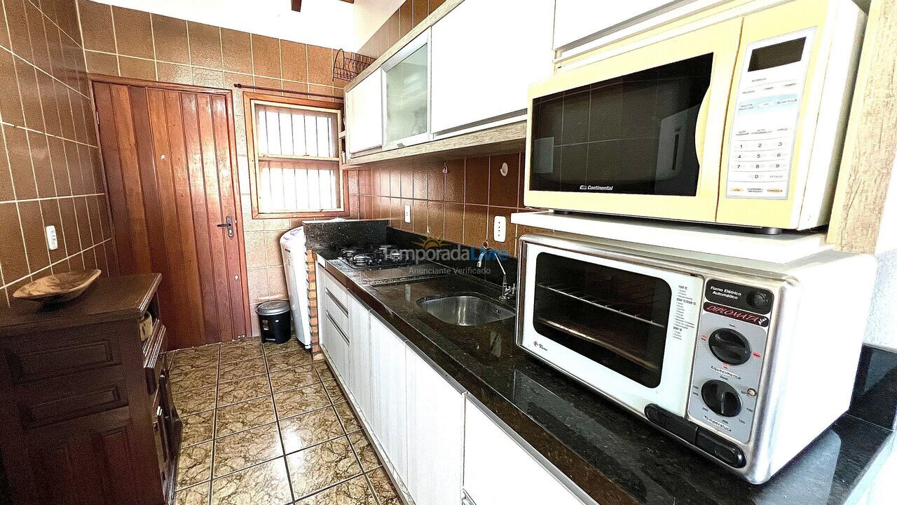 Apartamento para aluguel de temporada em Bombinhas (Praia de Bombinhas)