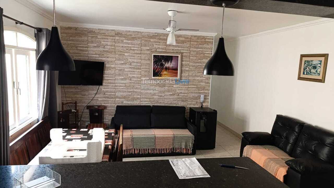 Apartamento para aluguel de temporada em Ubatuba (Praia Grande)